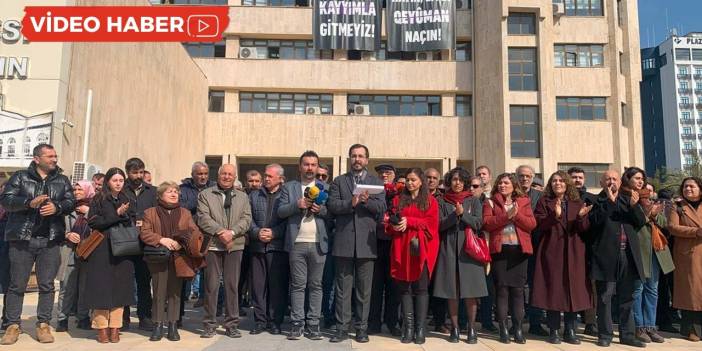 Diyarbakır’da belediye önünde kayyım protestosu