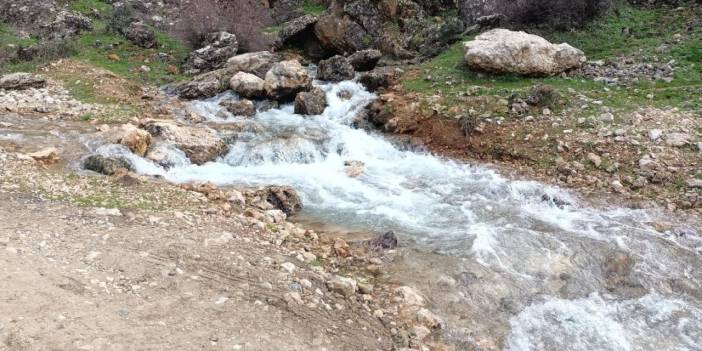 Adıyaman'da depremzedelerden su eylemi