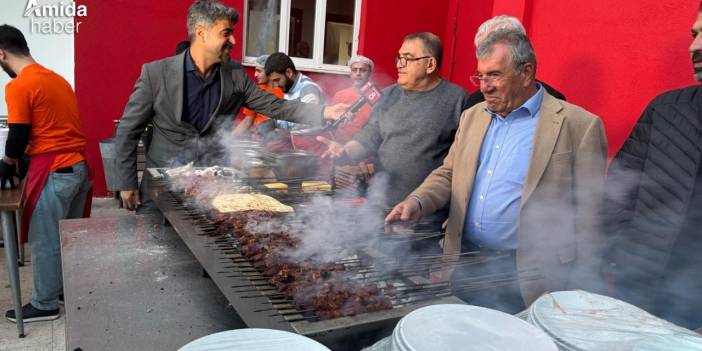 Amedspor camiası, iftarda buluştu