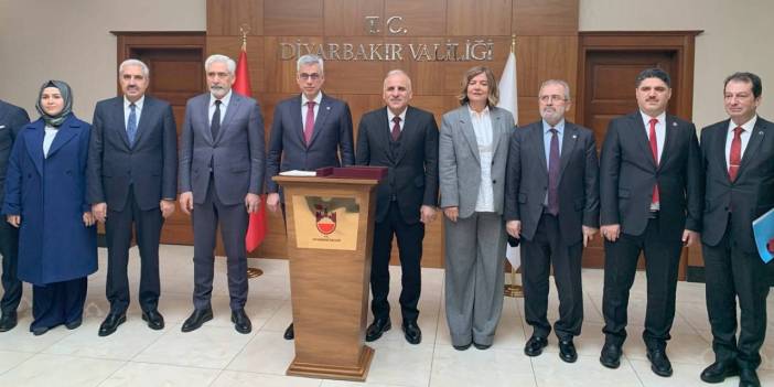 Sağlık Bakanı Kemal Memişoğlu Diyarbakır’da