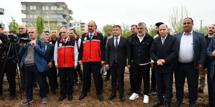 Batman'da 31 çiftçiye finanse edilen 31 sera teslim edildi