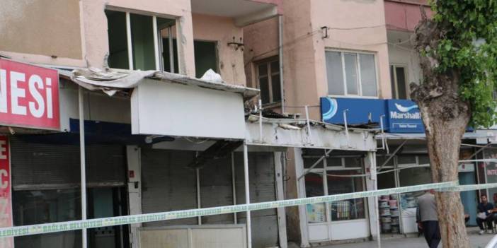 Diyarbakır’da mahalle sakinleri diken üstünde: Bina dökülüyor
