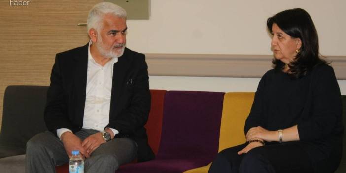 HÜDA PAR lideri Yapıcıoğlu, Önder’i hastanede ziyaret etti