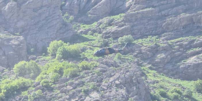 Hakkari’de pancar toplarken ayağını kıran yaşlı adam helikopterle kurtarıldı