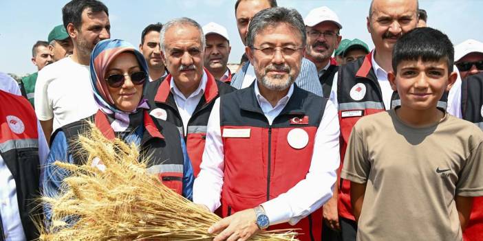 Bakan Yumaklı Batman’da çiftçilere müjdeyi verdi