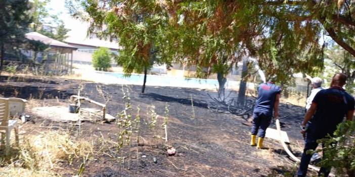 Siirt’te bir bahçeden çıkan yangın söndürüldü