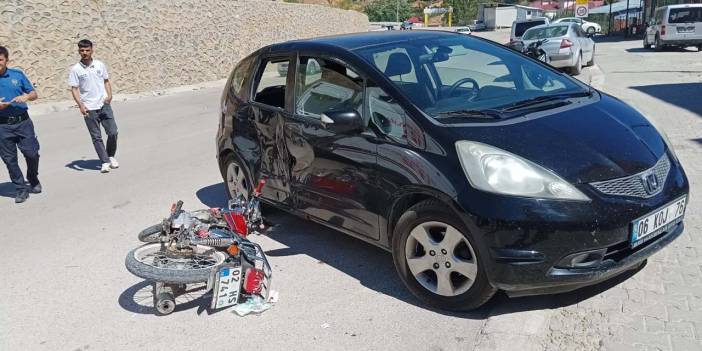 Adıyaman’da otomobil ile motosiklet çarpıştı: 2 yaralı