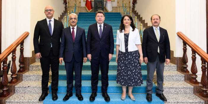 DEM heyetinden açıklama: Demirtaş serbest mi kalacak?