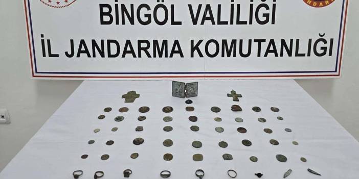 Bingöl’de tarihi eser objeler ele geçirdi