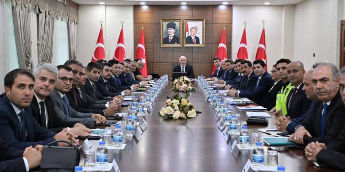 Diyarbakır'da 'eğitim' zirvesi: Vali'den talimat