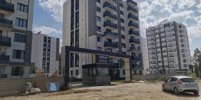 Diyarbakır'da apartmanda çöp kavgası: 2 yaralı