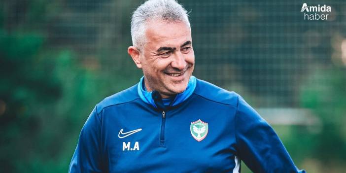 Amedspor Mehmet Altıparmak ile yollarını ayırdı