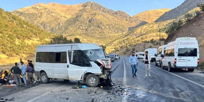 Şırnak'ta trafik kazası: 2'si ağır 11 yaralı
