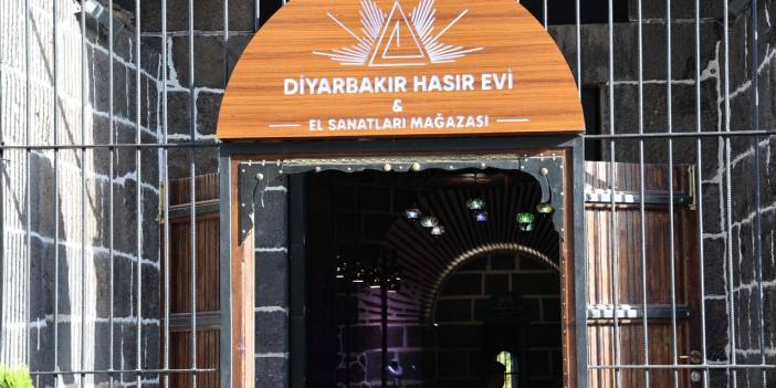 Diyarbakır surlarında ‘Hasırevi’ açıldı