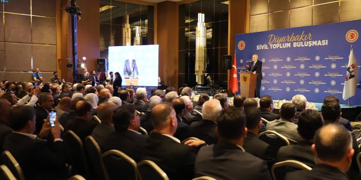 Süreç komisyonu Diyarbakır’da: Bucak ve Validen dikkat çeken konuşma