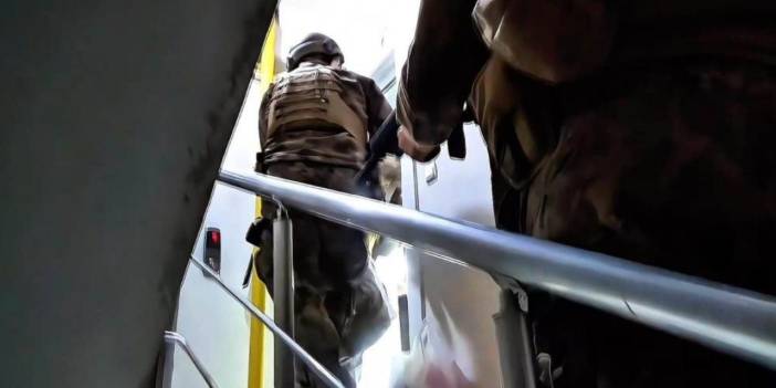 Kars’ta eş zamanlı operasyon: Silah yakalandı