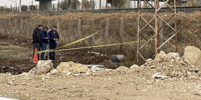 80 yaşındaki adamın cansız bedeni demir yolunda bulundu