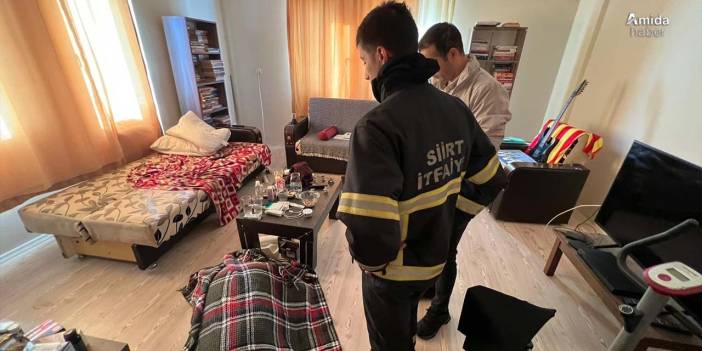 Siirt’te öğretim görevlisi evinde ölü bulundu