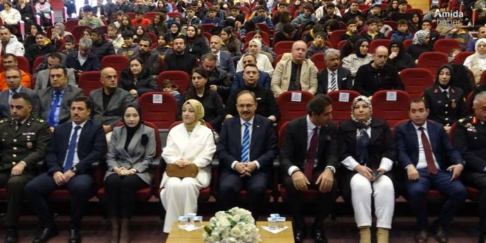 Siirt’te atanan öğretmenlere, Öğretmenler Günü'nde yemin töreni düzenlendi