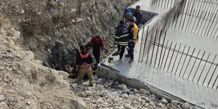 İnşaat temeline düşen kişi yaralandı