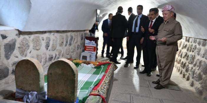 Mesud Barzani Cizre’de: Mem û Zîn türbesine ziyaret