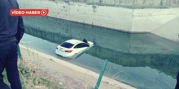 Diyarbakır'da otomobil su kanalına düştü