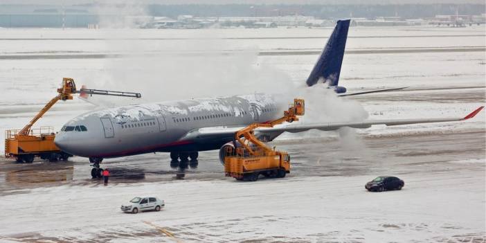 Uçuşlara ‘don’ molası: Diyarbakır’da seferler iptal