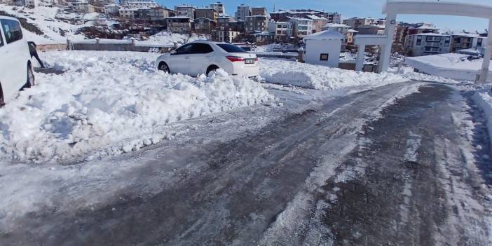 Kulp'ta dondurucu soğuklar etkisini sürdürüyor