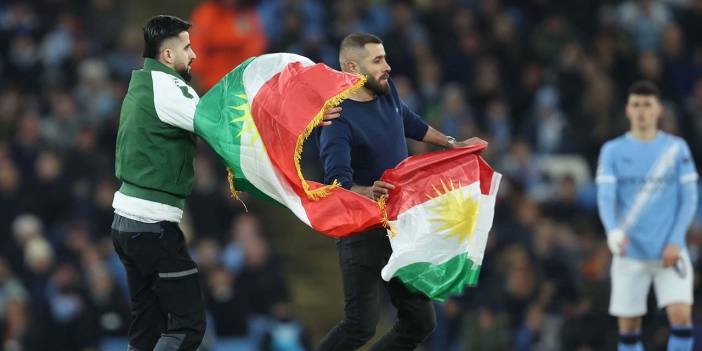 City- Galatasaray maçında Kobani protestosu