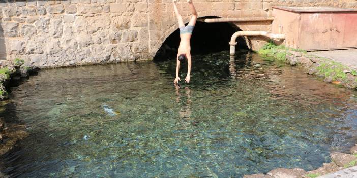 Diyarbakır’da güneşi gören çocuklar Anzele Parkı'na koştu