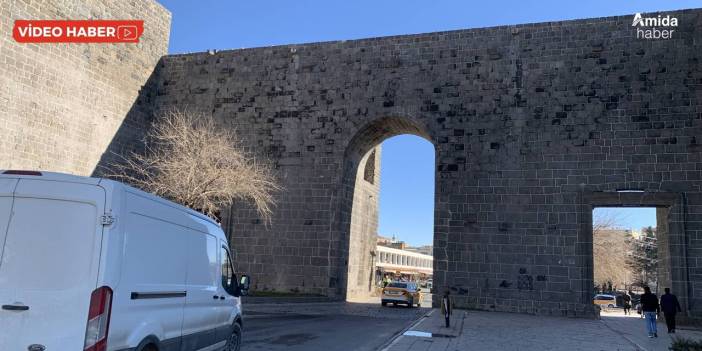 Tarihi yapıda çökme riski: Diyarbakır Surları trafiğe kapatılmalı