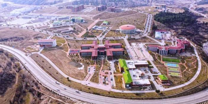 Öğrencisini taciz eden hoca meslekten atıldı
