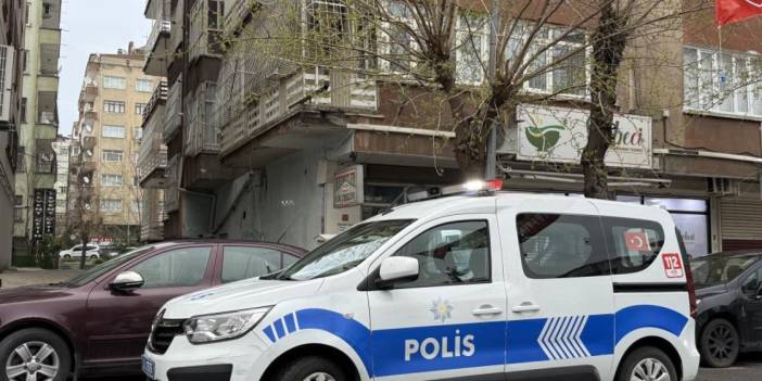 Diyarbakır’da emekli polis evinde ölü bulundu