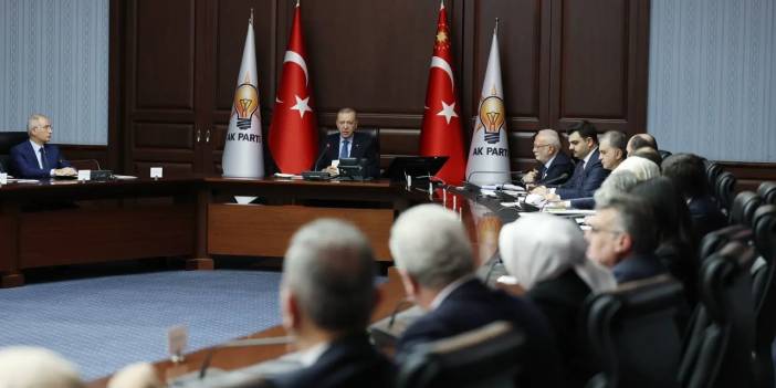 AK Parti MYK üç önemli başlıkla toplanıyor