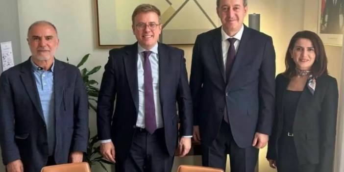 DEM Parti heyeti Élysée Sarayı’nda