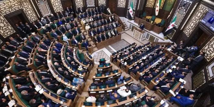 Suriye Meclisi toplandı: İç tüzük komisyonunda Kürtler yer almadı
