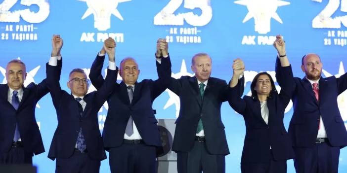 DEM Partiden ayrılan belediye başkanı AK Partiye geçti