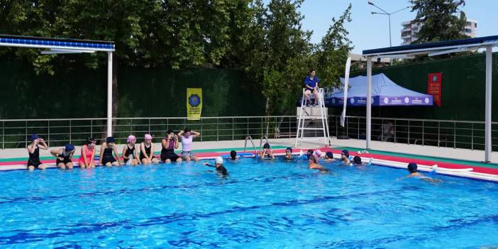 Diyarbakır’da 3 bin çocuğa ücretsiz yüzme eğitimi