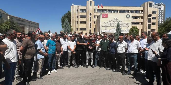 Diyarbakır’daki servisçilerden tarife resti: Kontak kapattılar