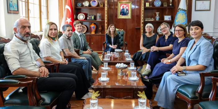 Alman heyet Diyarbakır’da DBB’yi ziyaret etti, Tahir Elçi’yi andı