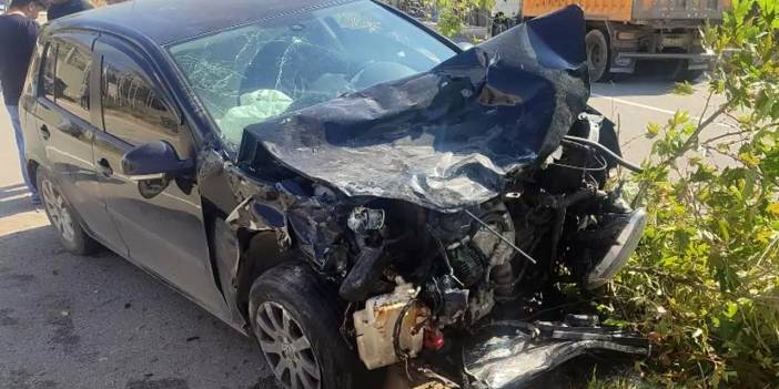Diyarbakır'da iki araç çarpıştı: 2 yaralı