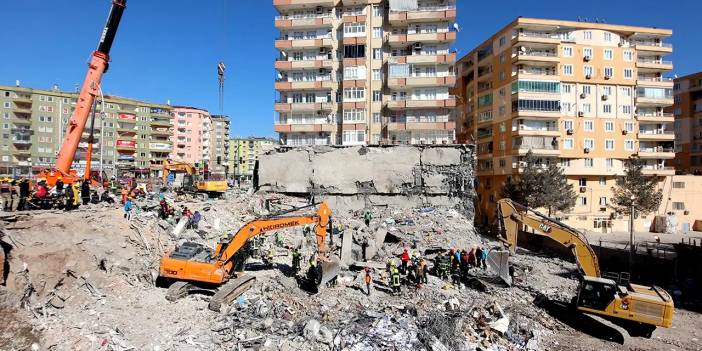 Diyarbakır’da depremde 77 kişi ölmüştü: Ertelendi