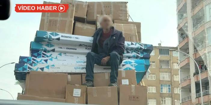 Diyarbakır'da kamyonet kasasında tehlikeli yolculuk