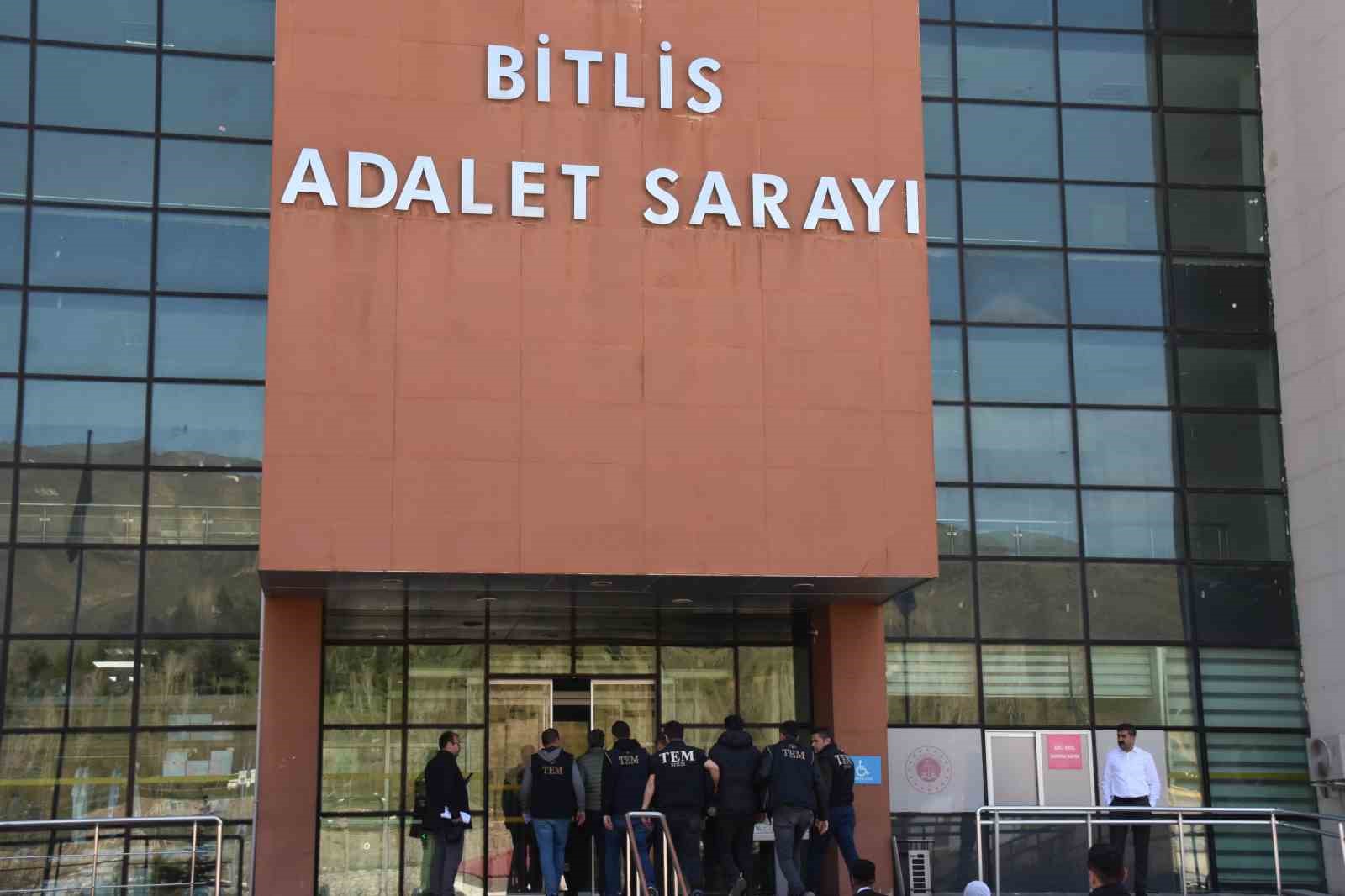 2024/04/18/bitlis-adliyee.jpg