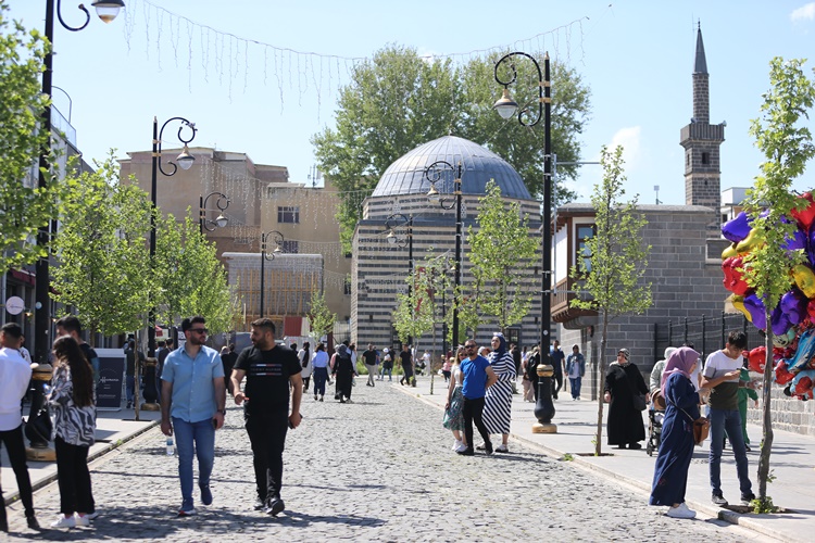 2024/04/25/turizm-diyarbakir-10.jpg