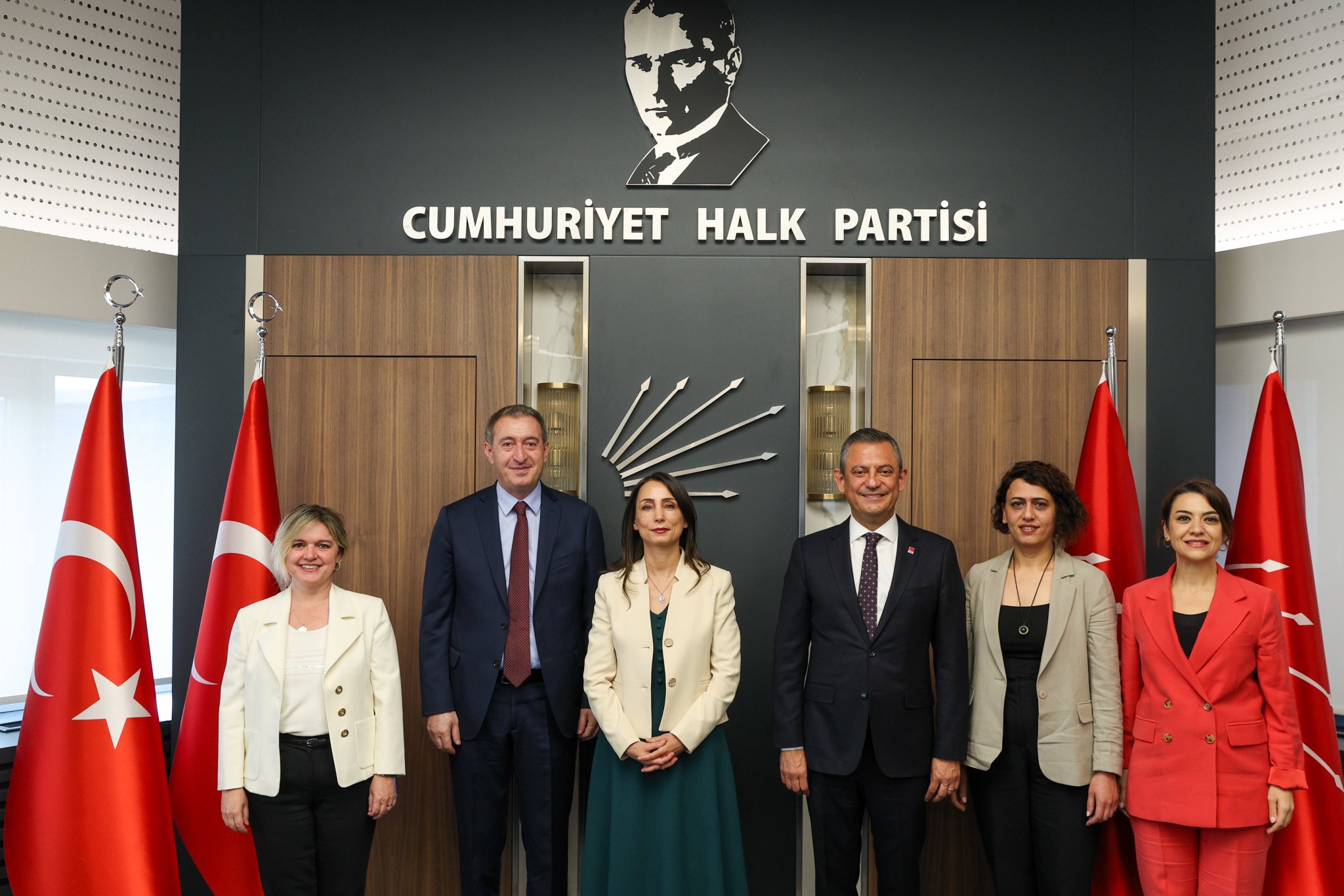 2024/05/03/dem-chp.jpg