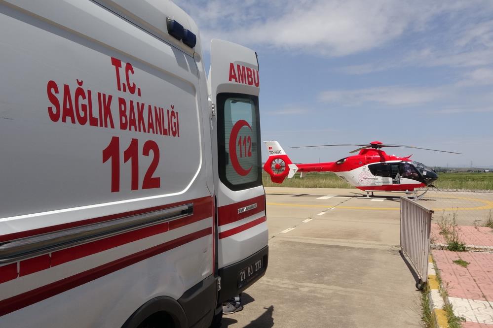ambulans-helikopter.jpg