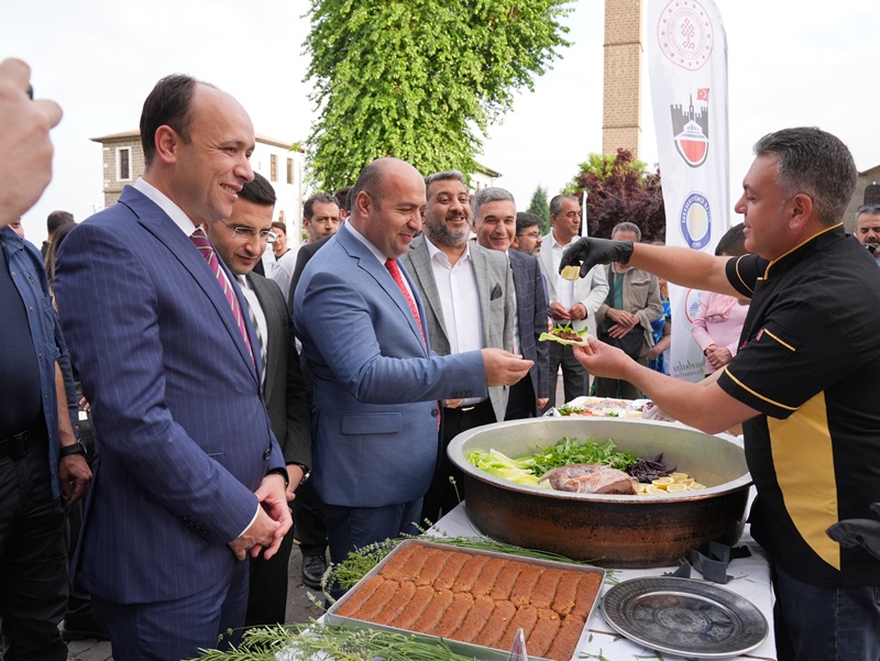 diyarbakir-lezzetleri-tanitimi-etkinlik.jpg