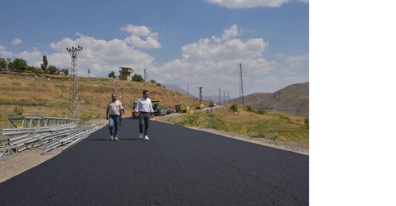 2024/08/04/hakkari-asfalt1.jpg