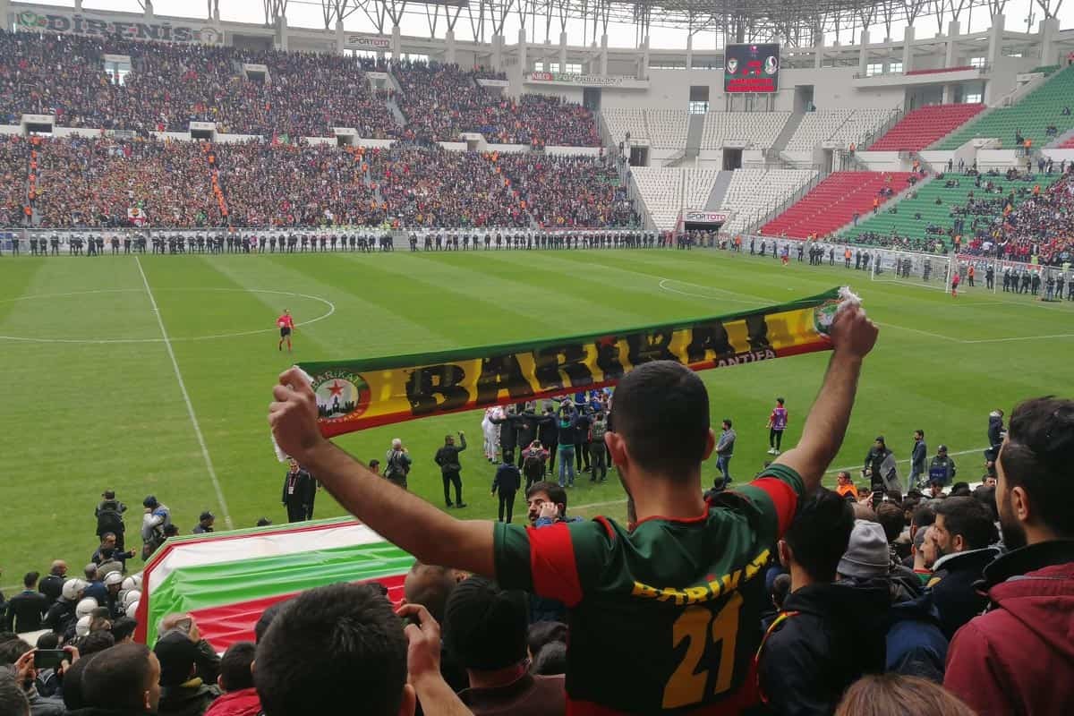 2024/08/22/amedspor-barikat.jpg
